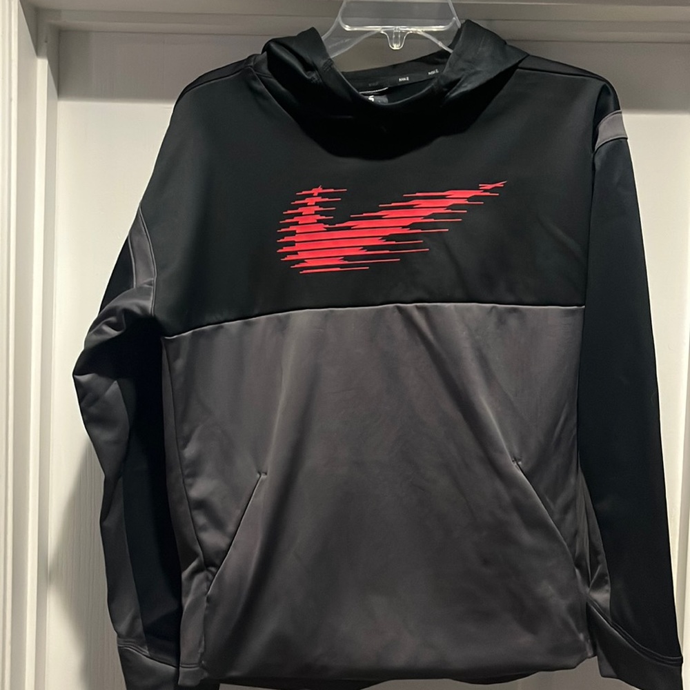Black and red dry fit Nike